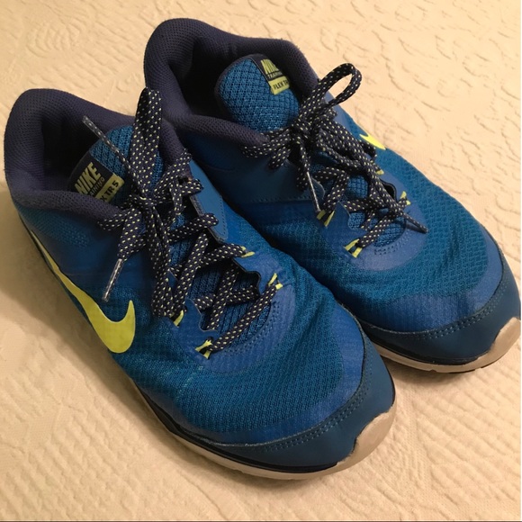 Nike Shoes - Nike Sneakers Flex TR 5 Size 8.5 EUC